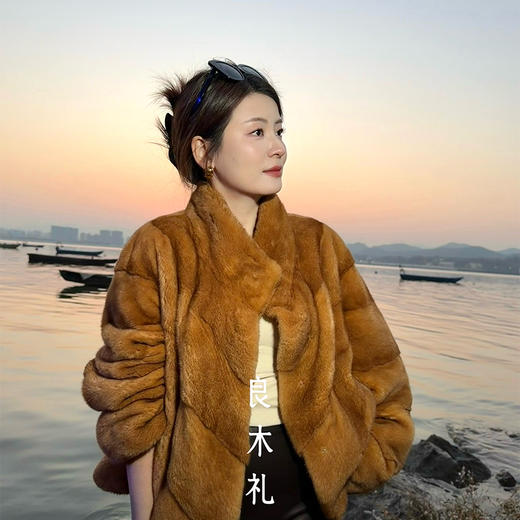 【预售7天】良木礼水貂外套（D251102763F） 商品图2