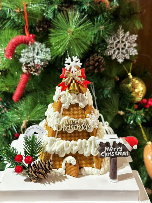 圣诞撒布蕾雪屋，部分装饰随机搭配。造型精美，建议自提，派送易碎 商品图1