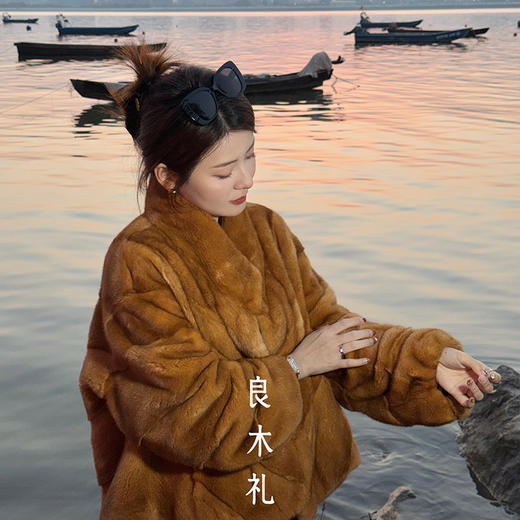 【预售7天】良木礼水貂外套（D251102763F） 商品图5