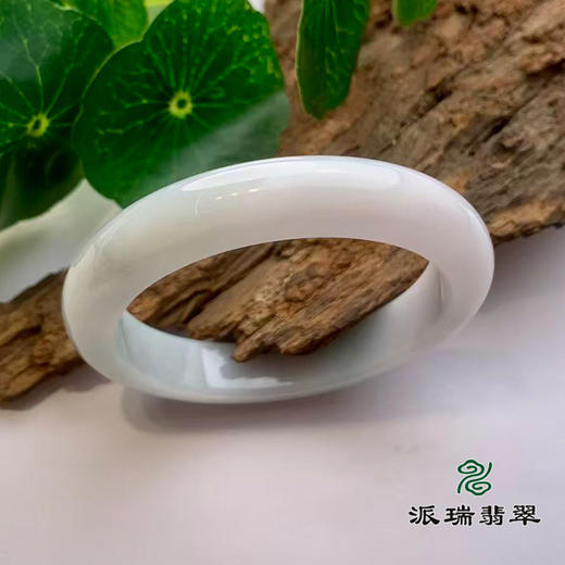 派瑞翡翠 翡翠手镯 糯种 春彩 商品图0