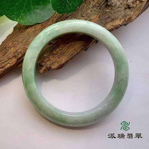 派瑞翡翠 翡翠手镯 糯种 绿色 商品图1