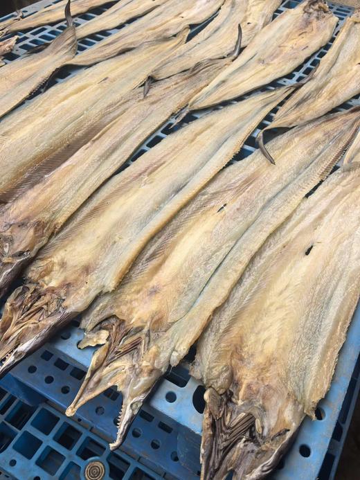 舟山野生鳗鱼干1.8-2斤/份【2-4条】 商品图1