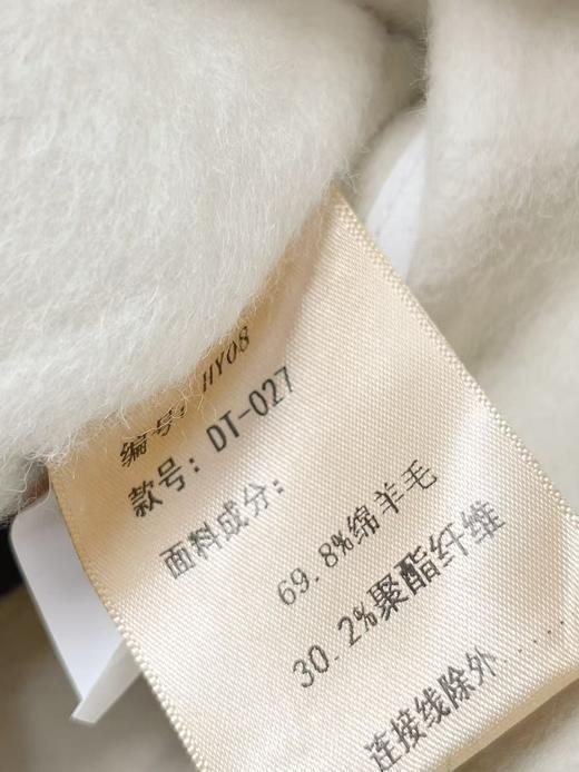 女王节抢购价-不支持退【自营】最后样衣，有些脏，不支持退货，能接受再下单哦【双面尼】（69.8%绵羊毛）24267小个子廓形短款羊毛双面尼大衣-喜出 商品图5