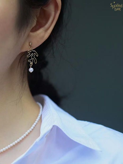 SpoiledBrat Jewelry珊瑚系列｜海蓝宝珍珠磷灰石不对称耳环 商品图7