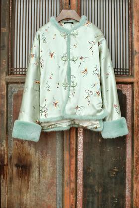 盛唐牡丹 | 竹璜绿真丝手推绣水貂棉外套