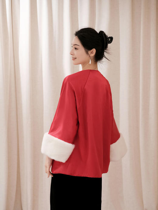 盛唐牡丹大师系列-卢梅红 | 赤霞丝毛手绣水貂棉外套 商品图5