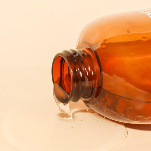 马油沐浴露600ml 商品图3