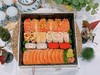 三文鱼宴请四人餐（29粒） 商品缩略图1