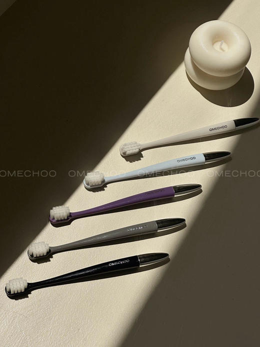 【OMECHOO欧米丘·镀银纳米抗菌万毛牙刷】打造奢护级口腔护理牙刷18支*盒【福利品】 商品图1
