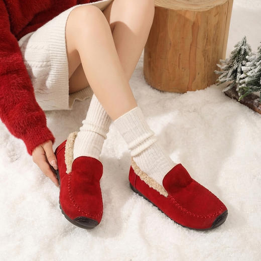 西村名物2025年冬季新款软底豆豆鞋女舒适复古加绒毛毛鞋T25DM46108 商品图0
