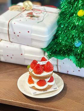 草莓黑森林·mini奶糕