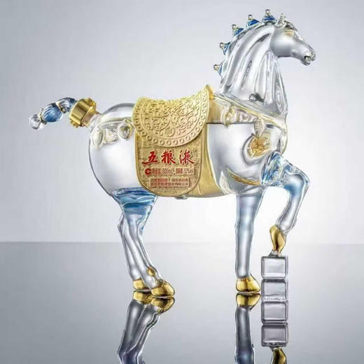 52度五粮液马年生肖造型酒500ml（新款） 单瓶 商品图1