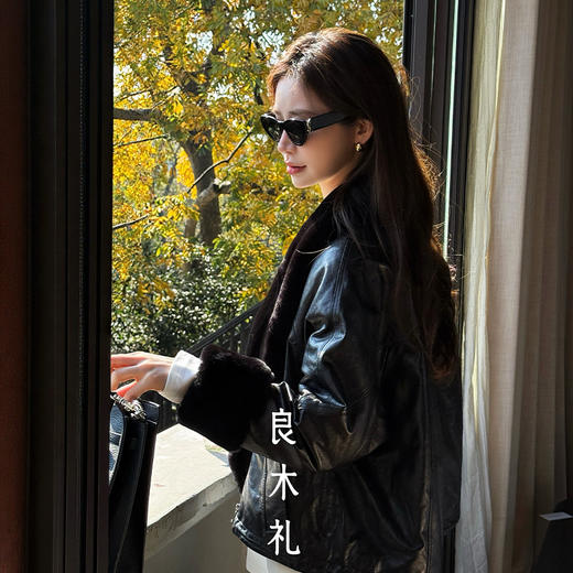 【预售7天】良木礼绵羊皮鹅绒外套（D251102771） 商品图1