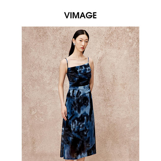 VIMAGE纬漫纪秋季新款露背高腰显瘦修身晕染印花吊带连衣裙V2207802 商品图3
