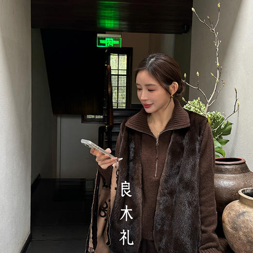 【预售7天】良木礼水貂马甲（3753F） 商品图0