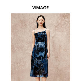 VIMAGE纬漫纪秋季新款露背高腰显瘦修身晕染印花吊带连衣裙V2207802