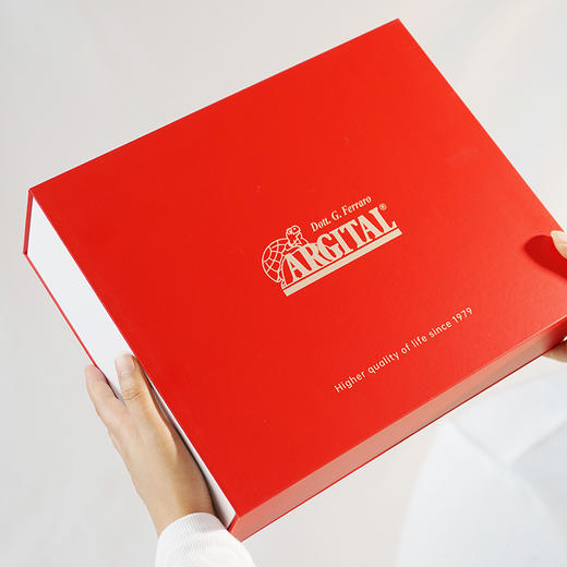 雅琪朵新年礼盒·天然有机护肤礼盒(玫瑰精油洁面乳 250ml 、玫瑰花水 125ml 、玫瑰亮肤精华油 50ml 、玫瑰面霜 50ml 、绿泥面膜 250ml）全国配送（偏远地区除外） 商品图4