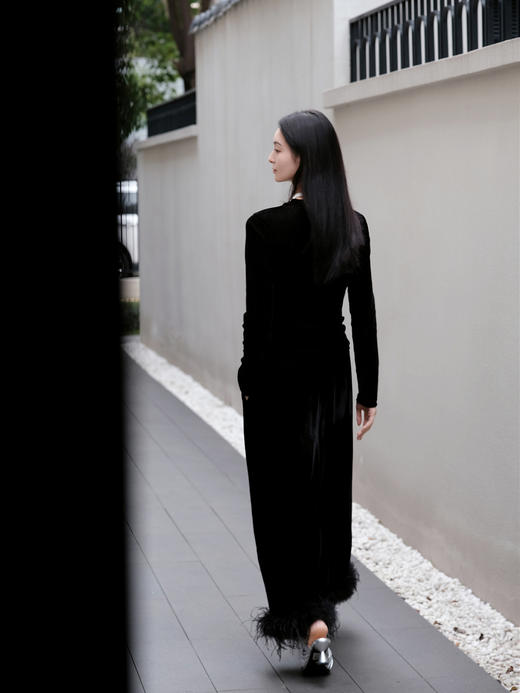 盛唐婧 | 新中式真丝丝绒鸵鸟毛阔腿裤 商品图4