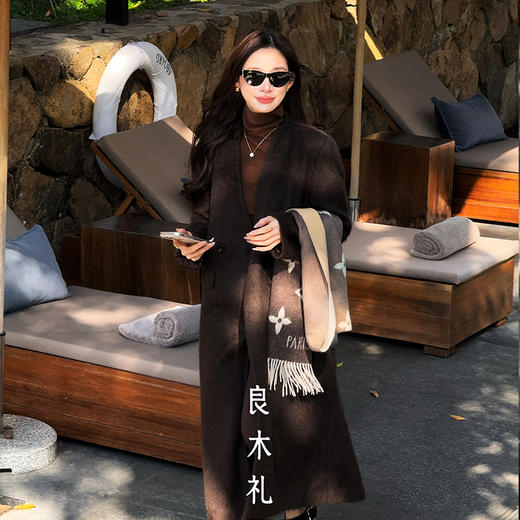 【预售7天】良木礼牦牛绒大衣(2455) 商品图0