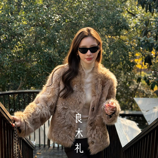 【预售7天】良木礼皮毛一体外套（D25102543） 商品图0