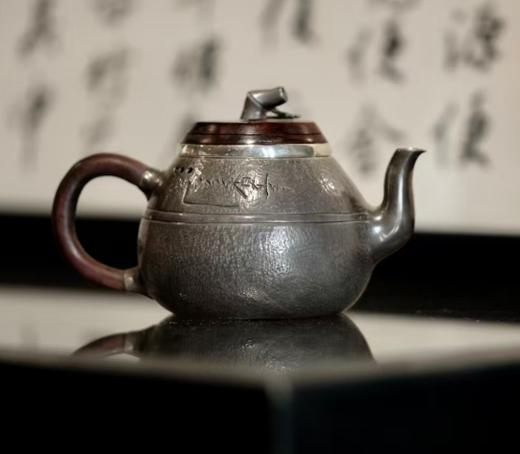 空香在手酸枝木包银盖竹节银钮泡茶壶 商品图0