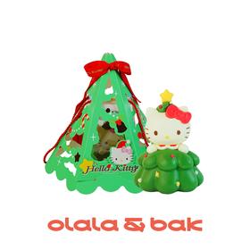 圣诞树HelloKitty形草莓蛋糕