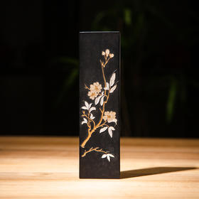 70年代上海墨厂制“铁斋翁书画宝墨”（稀有圆花）