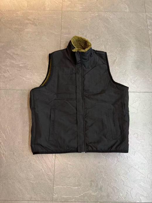 斯图西两面穿的马甲..很有范儿...男女同款 商品图3