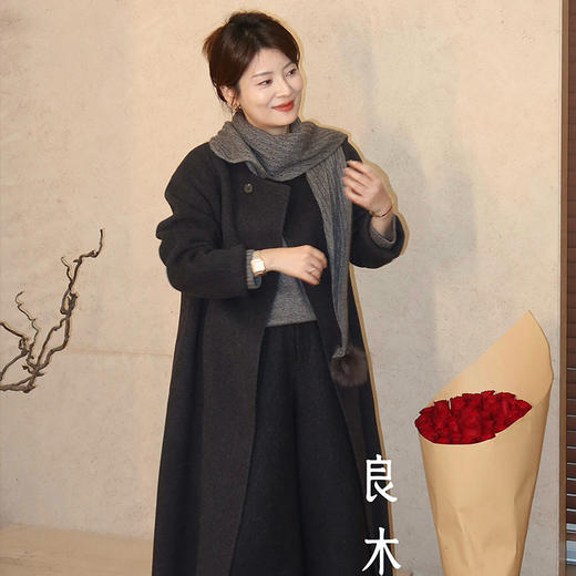 【特价不退换】【预售7天】良木礼羊绒大衣（D2582102） 商品图3