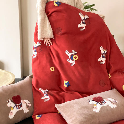 【换季出清】自然醒高克重牛奶绒四件套-发财小马（送元宝抱枕）MT 商品图13