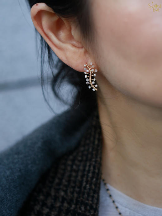SpoiledBrat Jewelry叶脉系列 | 珍珠月光石耳钉 商品图1