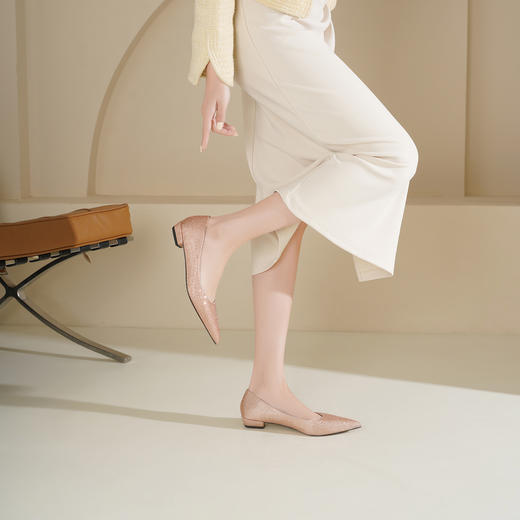 Westory2026年春季满钻圆尖头低跟单鞋婚鞋晚宴鞋百搭浅口单鞋S26AE50391 商品图5