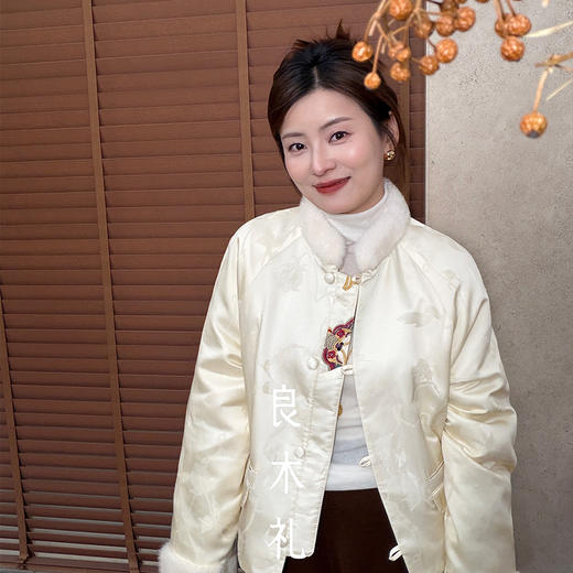 【特价不退换】【预售7天】良木礼水貂鹅绒服（D25102672） 商品图0