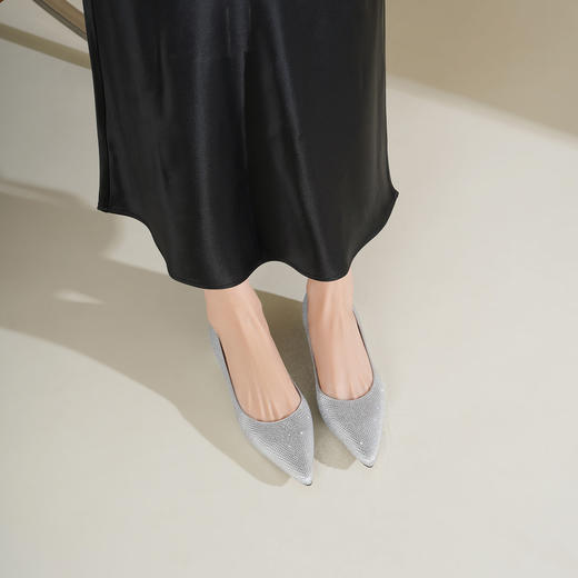 Westory2026年春季满钻圆尖头低跟单鞋婚鞋晚宴鞋百搭浅口单鞋S26AE50391 商品图8