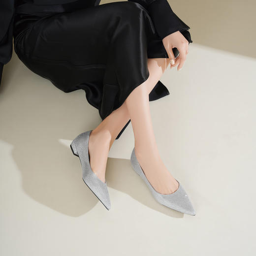 Westory2026年春季满钻圆尖头低跟单鞋婚鞋晚宴鞋百搭浅口单鞋S26AE50391 商品图4