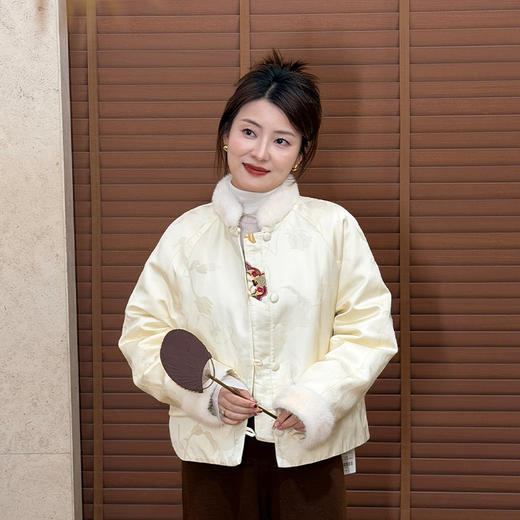 【特价不退换】【预售7天】良木礼水貂鹅绒服（D25102672） 商品图1