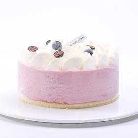 树莓开心果冰淇淋蛋糕