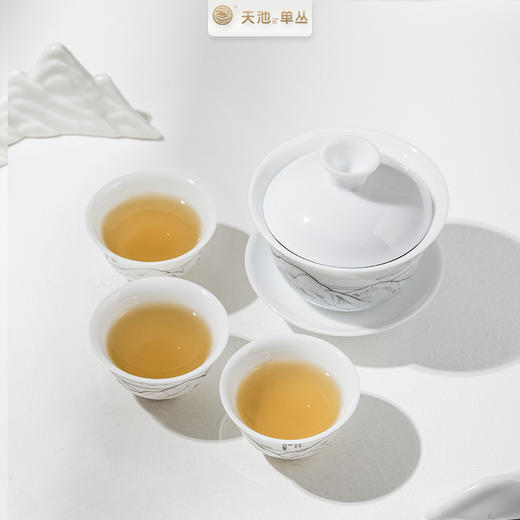 天池·甄藏·茗鼎·鸭屎香
116g/盒 商品图7