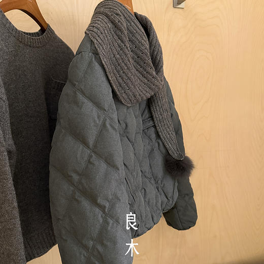 【预售7天】良木礼菱格羽绒服（D251201158） 商品图1