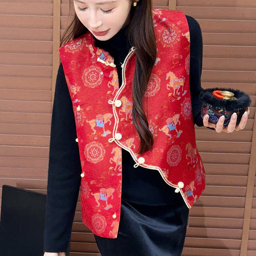 【特价不退换】【预售7天】良木礼国风水貂毛马甲（1795） 商品图0