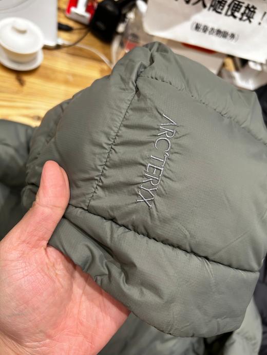 无折扣 现货十几件，SZN的HOODY排骨羽绒服..看刺绣就知道..谁买谁赚，男女同款 商品图5