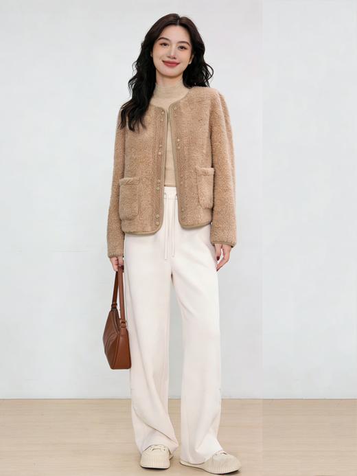 L1臣禾	【小香风羊羔毛大衣-短款】正肩拼接颗粒绒保暖外套	JZ254250375 商品图3