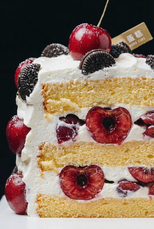 车厘子酸奶半糖蛋糕 商品图6