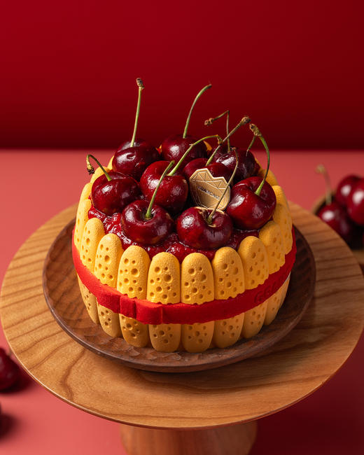 鲜果夏洛特车厘子满满慕斯生日蛋糕 商品图0