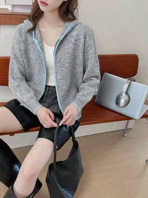 清了！清！不支持退货 自营【超美针织衫】M05撞色外套蓝边开衫针织毛衣外套毛衣-喜出 商品图3