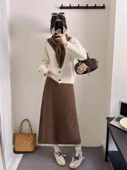 自营【超美针织衫】（赠送围巾）M10韩系咖色系单件开衫毛衣-喜出 商品图4
