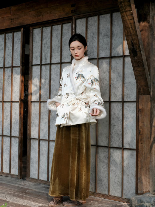 盛唐牡丹 | 真丝手推绣水貂棉外套 商品图5