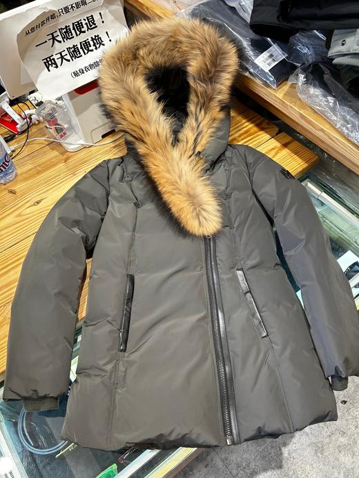 现货 专柜一万多的MACKAGE女士羽绒服...只有几件，速度.. 商品图3