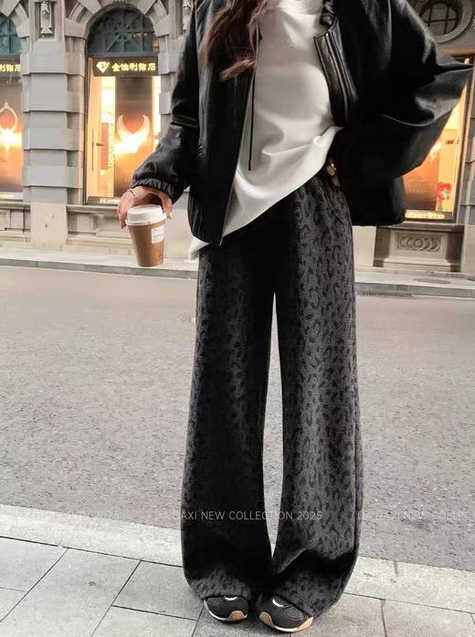 女神节2026促→【自营】🔥🔥🔥加绒【爆款休闲裤】豹纹加绒～8730拼色腰头豹纹直筒裤冬季加绒休闲裤-喜出 商品图0