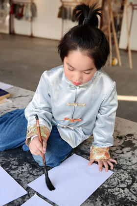 盛唐牡丹 | Kids 蓝灰色马跃新春双穿外套